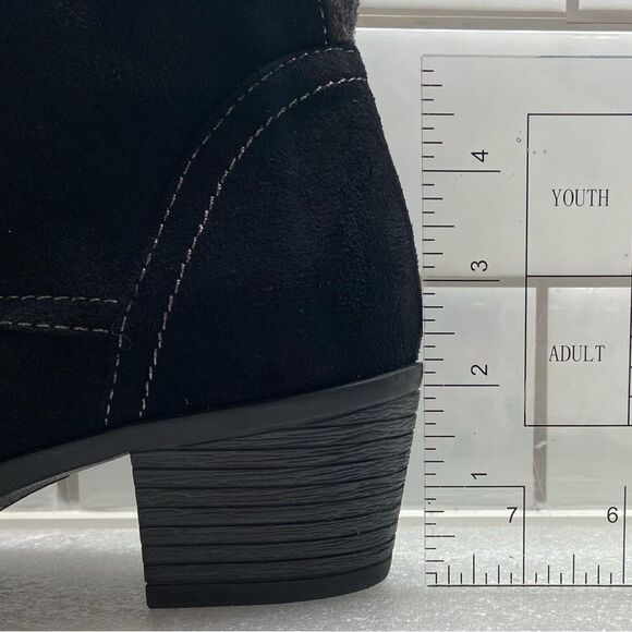 ⭐️SPORTO Black Suede Tie & Zip Booties 👞 size 7.5 - Picture 2 of 7